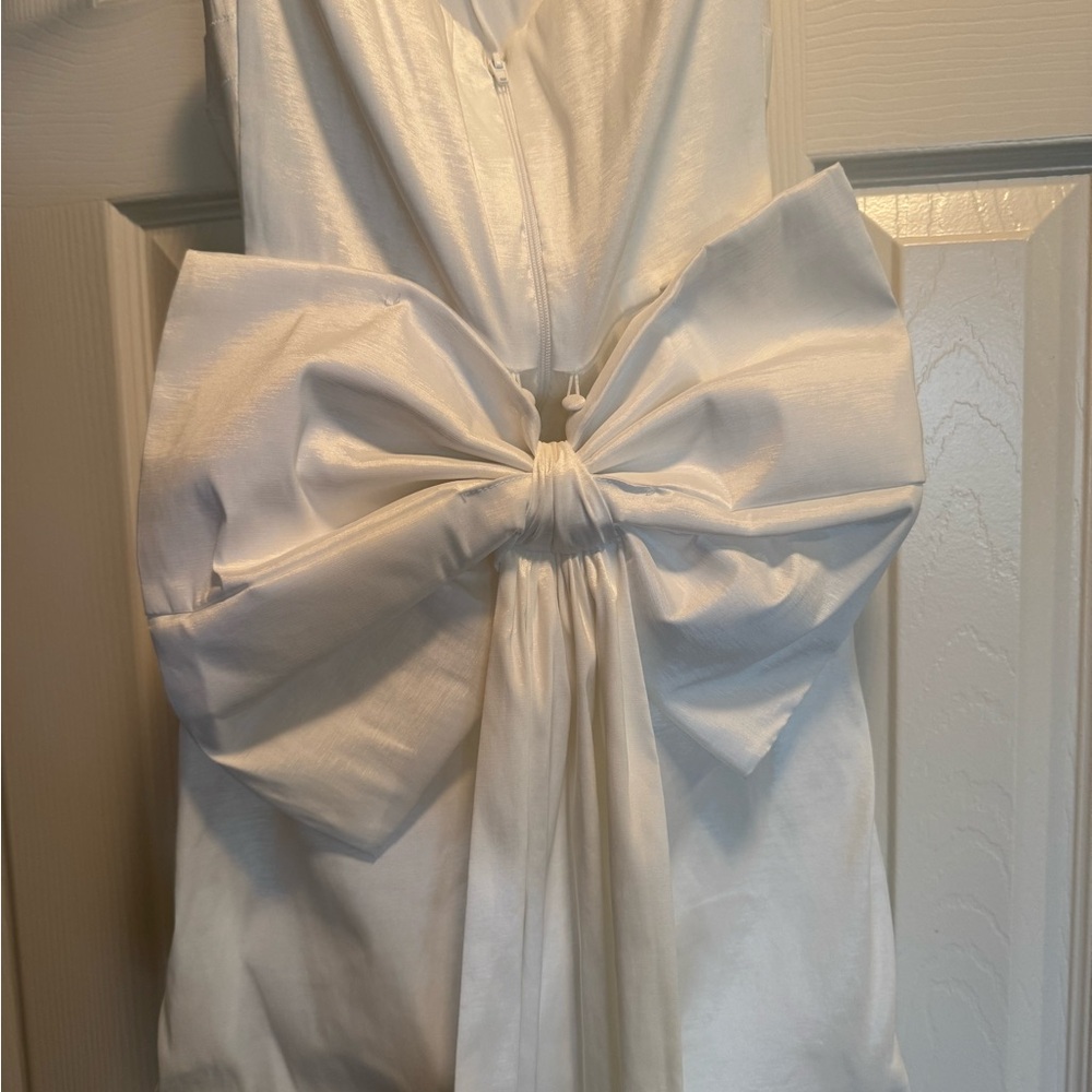 Pippa And Pearl Stylish White Dress with Bow Accent